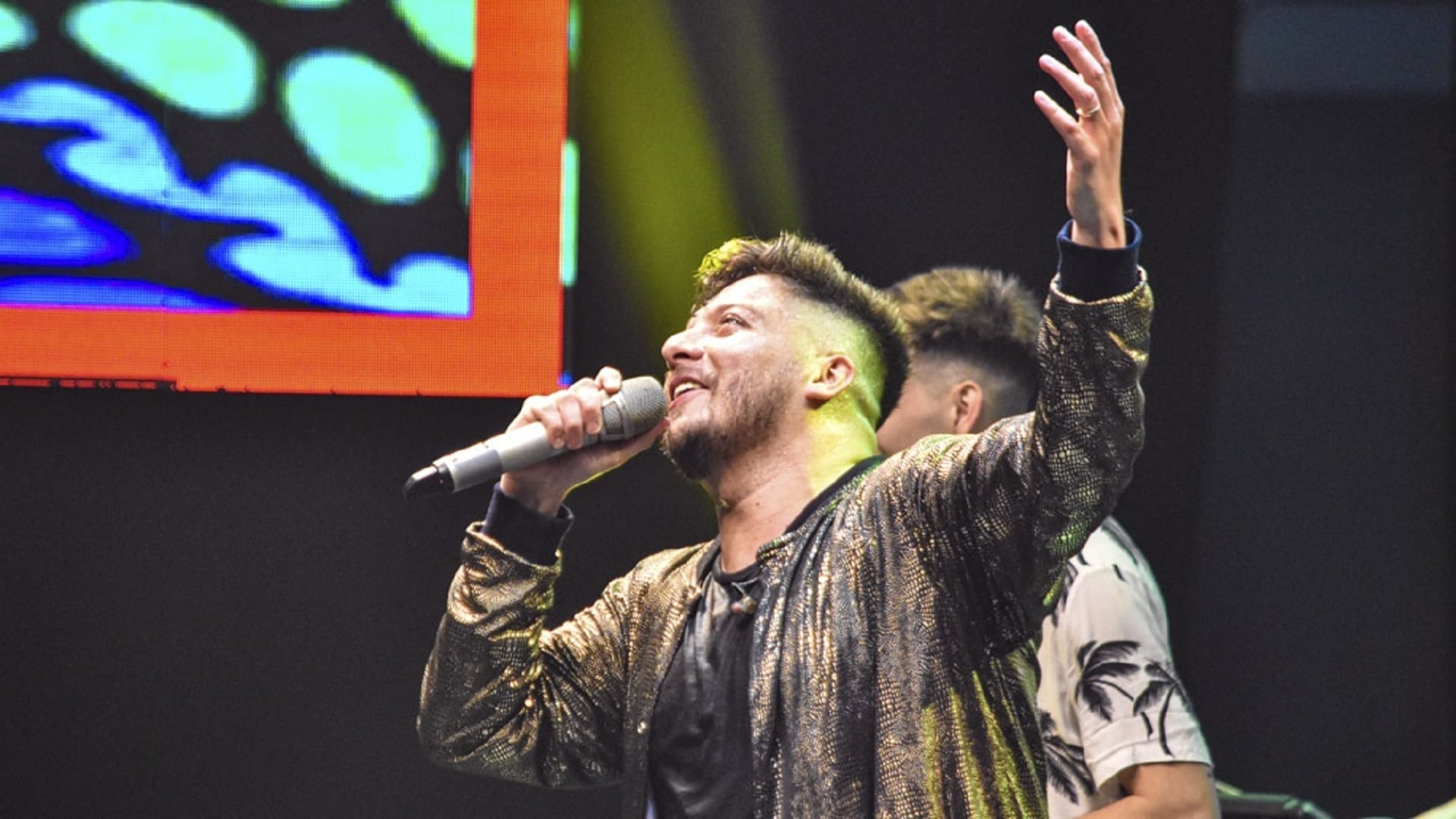 Damian Córdoba en uno de sus shows