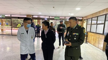 Policía del ESMAD herido en