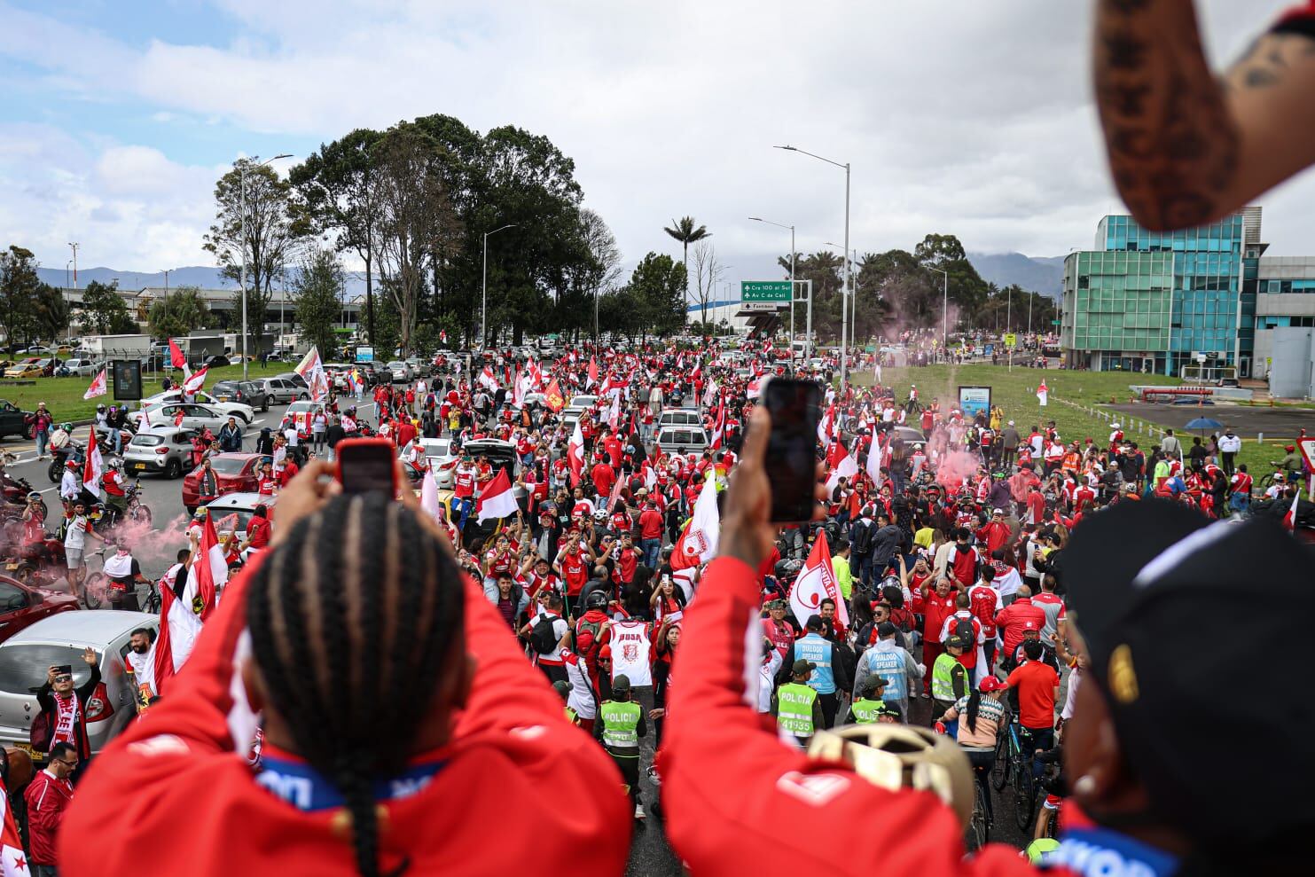 Así fue el recibimiento de Santa Fe en Bogotá - crédito @SantaFe/X