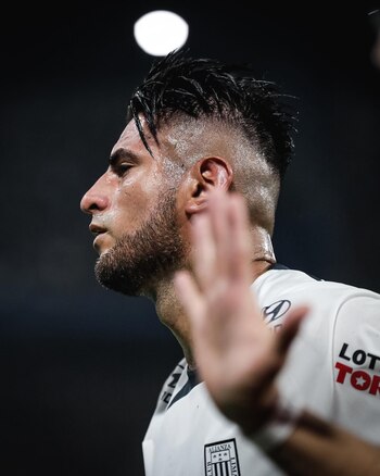 Carlos Zambrano destacó con Alianza