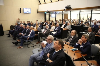 Hubo 300 asistentes, entre jueces