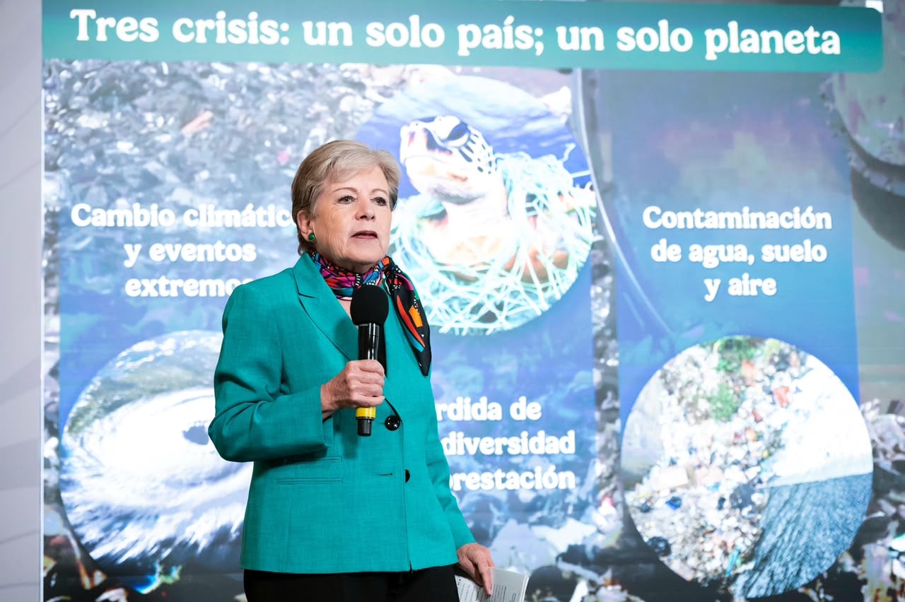 Semarnat presume acciones en protección al medio ambiente, pero persisten más de 300 luchas ambientales en México