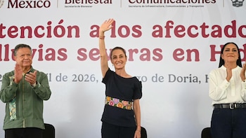 Sheinbaum acude al Centro de Salud de Tenango tras denuncia de escasez de medicamentos durante evento en Hidalgo: “Hay un 80% de abasto”