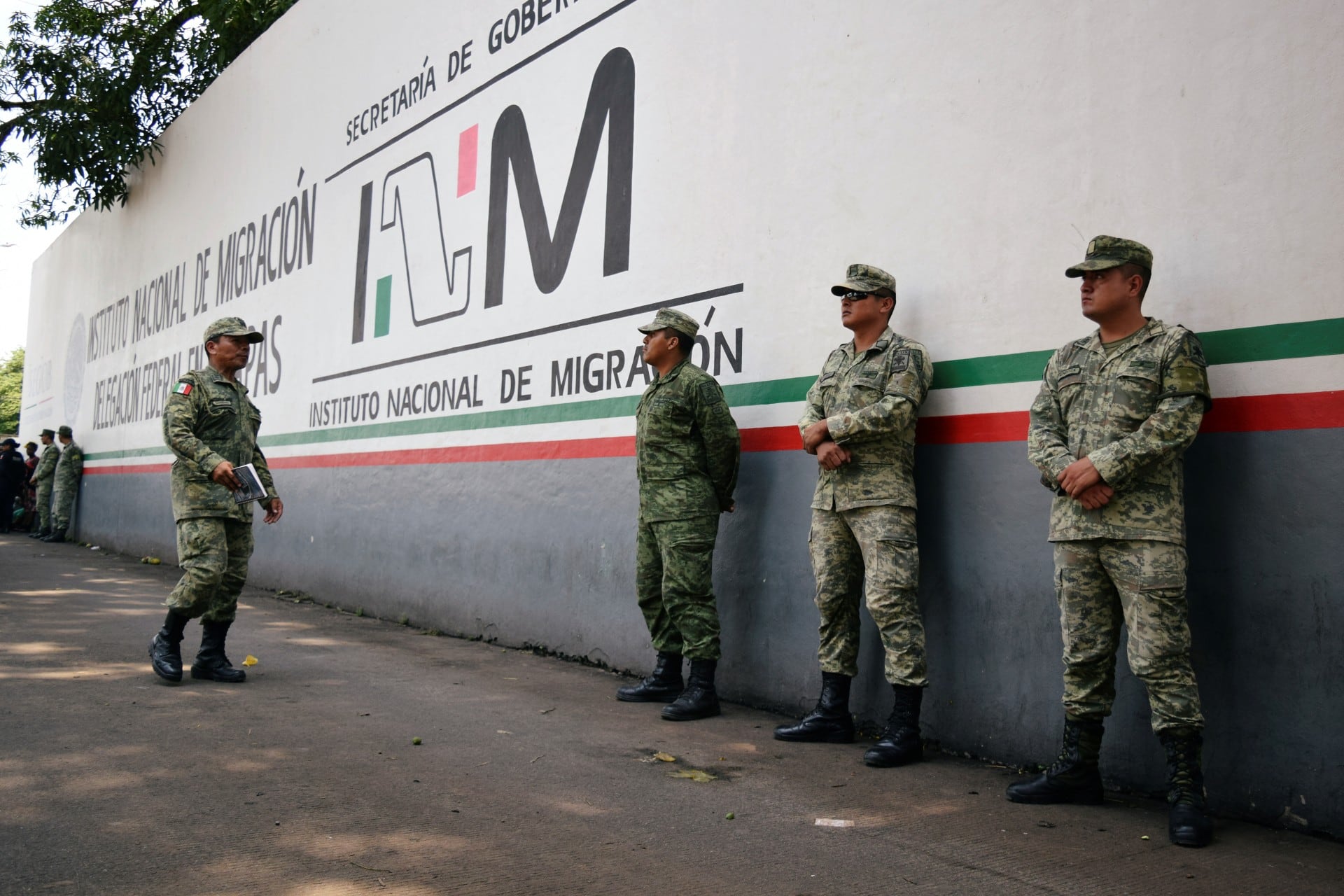 Motín de migrantes cubanos en estación migratoria de México tras anuncio de deportación