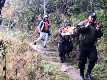 El joven sufrió una descompensación mientras caminaba por las inmediaciones del Puente de los Candados. (Foto: Cortesía redes sociales)