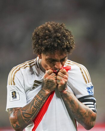 Paolo Guerrero ha ejercido como