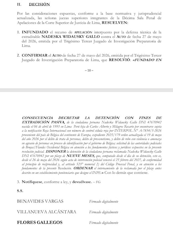 Página de un documento judicial con el texto impreso de una resolución dictada por la Corte Superior de Justicia de Lima