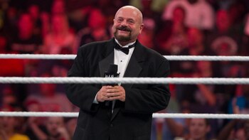 Howard Finkel fue el primer