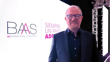 Dr. Sergio Escobar, director y