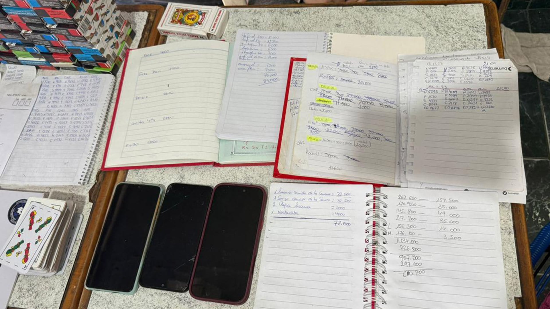 Hallaron varios cuadernos con anotaciones relevantes para la causa