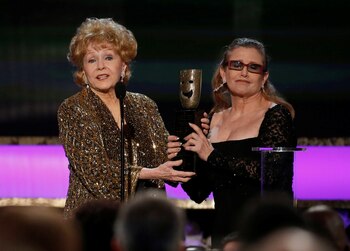 Debbie Reynolds y Carrie Fisher