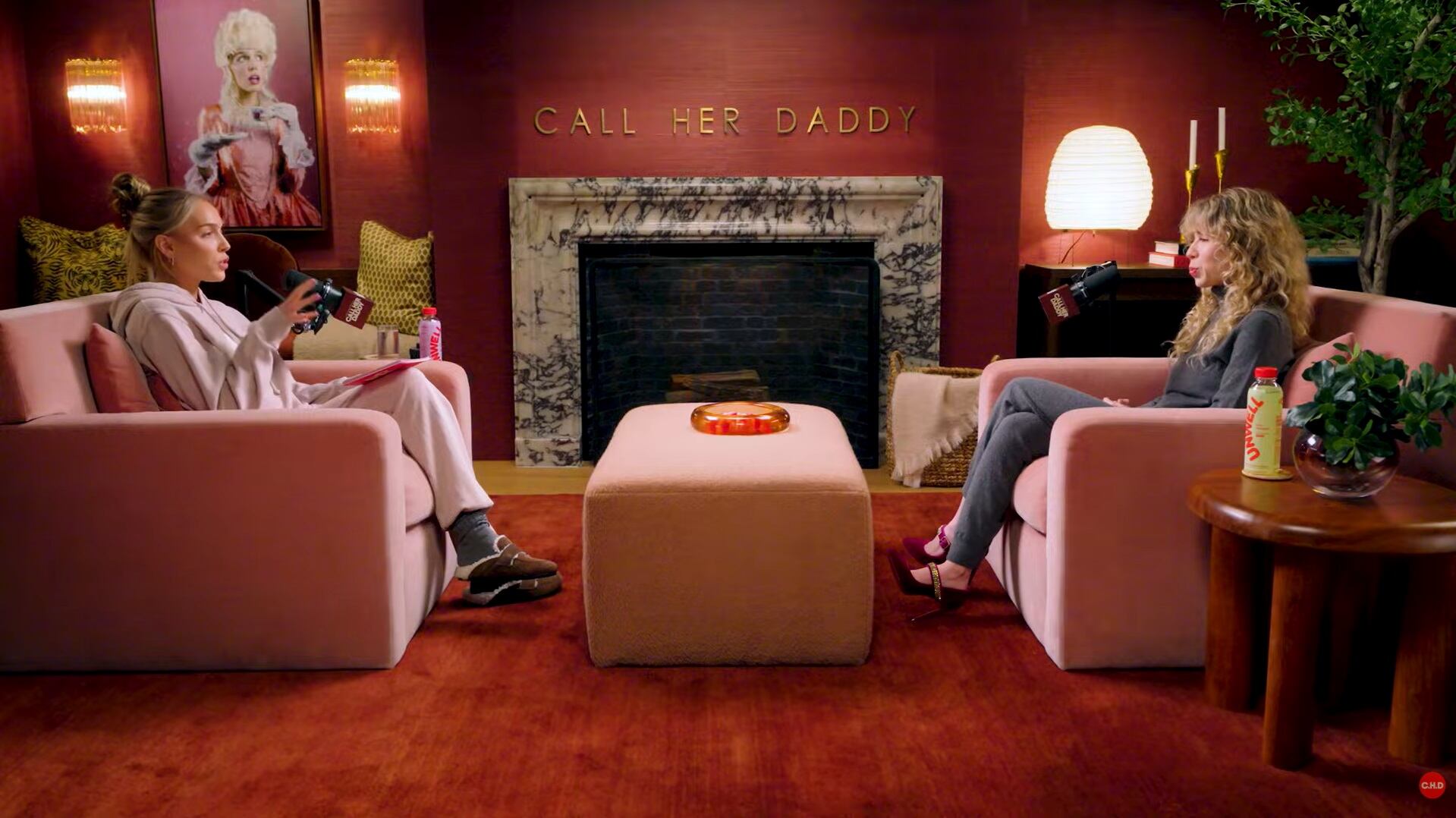 Jennette McCurdy destacó la importancia de establecer metas personales más allá del éxito profesional para encontrar sentido y bienestar emocional (YouTube: Call Her Daddy)