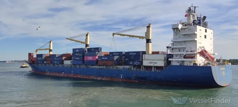 El buque Euphoria fue atacado con disparos durante su tránsito por la zona. Tomada de www.vesselfinder.com