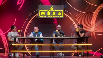 La entrevista recordó la estrecha relación entre artistas musicales y narcos - crédito captura de pantalla Monólogos sin Propina/YouTube