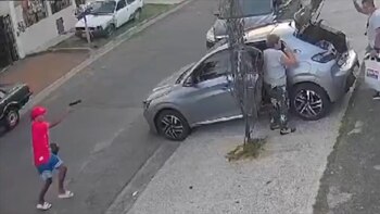 Uno de los delincuentes se