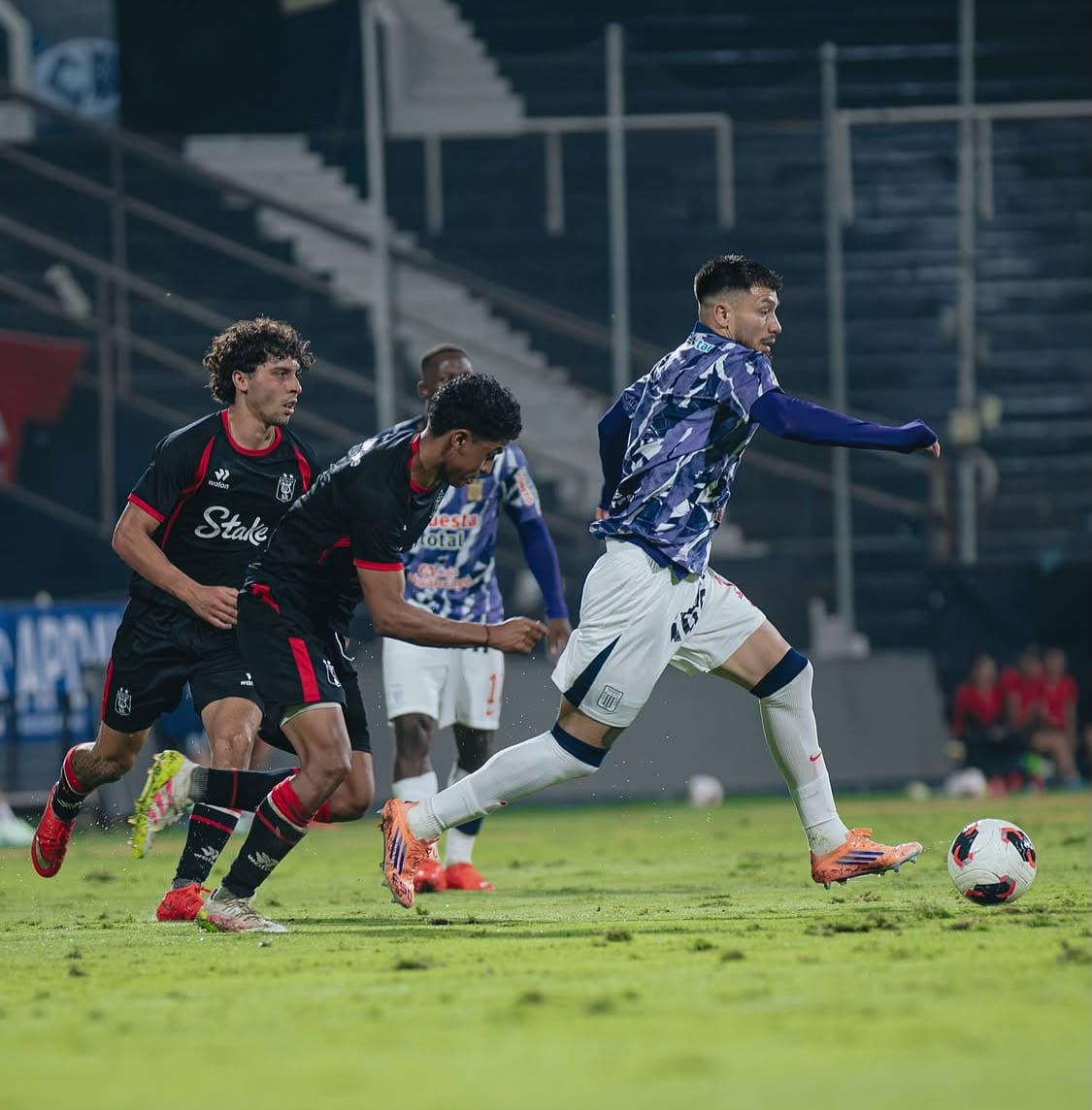 Melgar empató 1-1 con Alianza Lima en un amistoso durante el parón por fecha FIFA 2026.