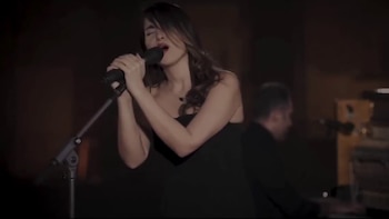 El régimen de Irán confirmó la condena a 74 latigazos a una cantante por realizar un concierto sin velo