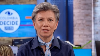 Claudia López rechazó que sus comentarios sobre inseguridad y ciudadanos venezolanos puedan catalogarse como xenófobos - crédito Noticias Caracol/YouTube