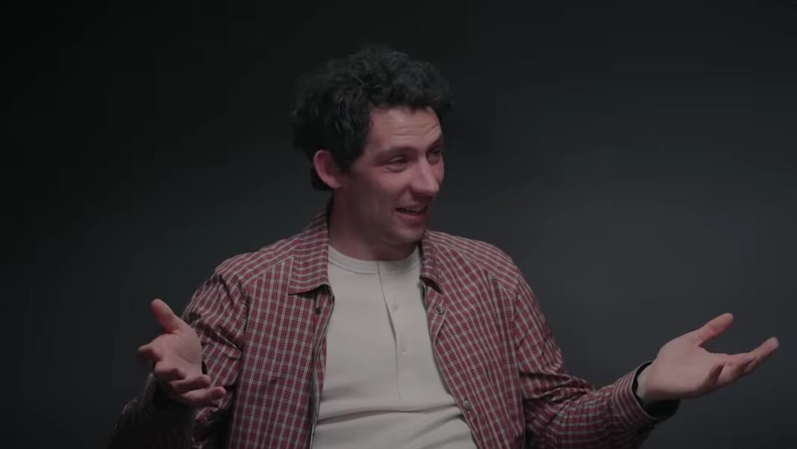 Los intérpretes compartieron anécdotas e historias inventadas, simulando las dinámicas de interrogación de la película (ELLE)