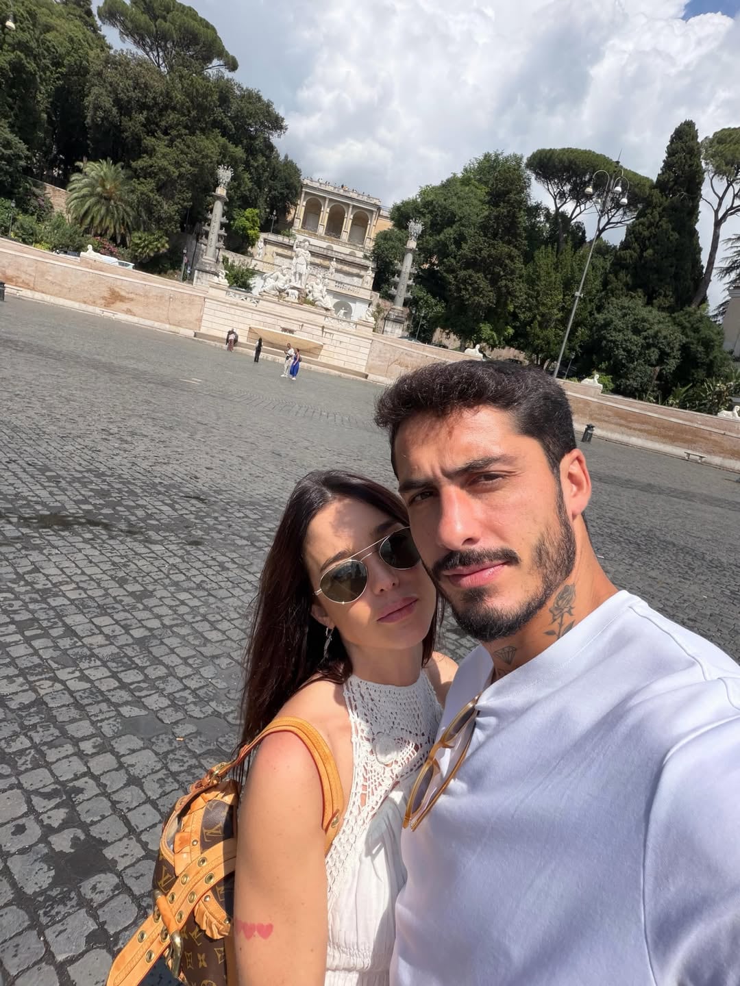 La pareja en las calles de la capital italiana