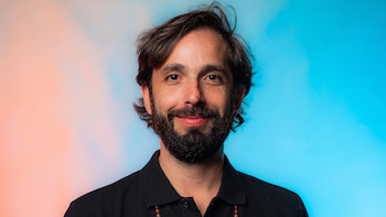 Él es Pablo Pérez Lombardi, director revelación en los Premios Ariel como ganador a Mejor Ópera Prima