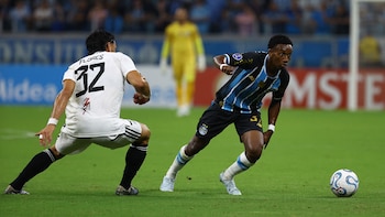 Gremio ganó en su segundo partido ante Riestra-crédito Silvio Avila/AFP