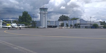Cierre temporal del aeropuerto Guillermo León Valencia afecta la conectividad aérea en Popayán - crédito Ministerio de Transporte
