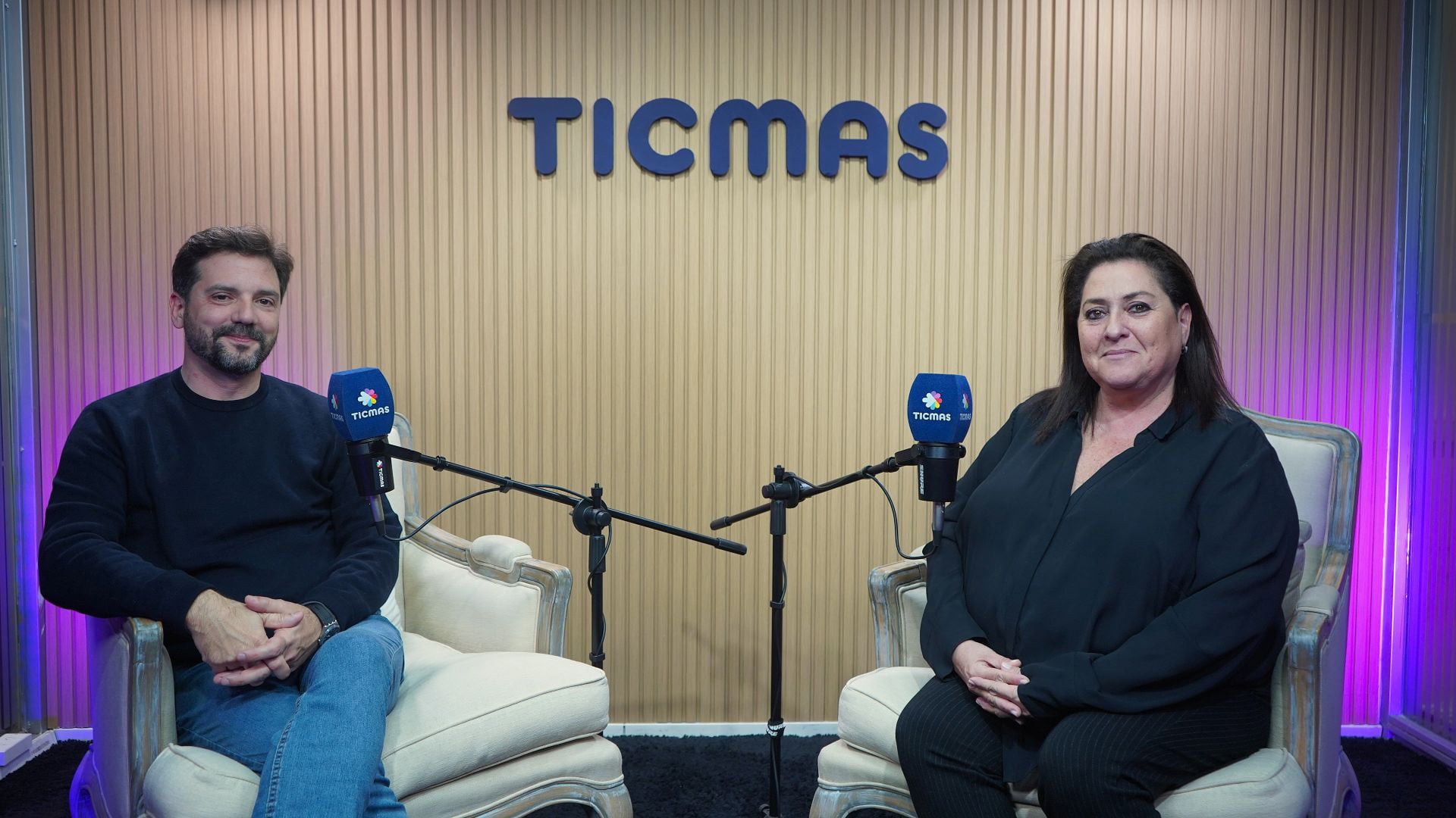TICMAS es una EdTech que está enfocada en el aprendizaje y el desarrollo de talento. Desde su podcast lleva adelante conversaciones que abordan los principales desafíos de la educación