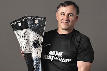 Carlos Bustos y su análisis