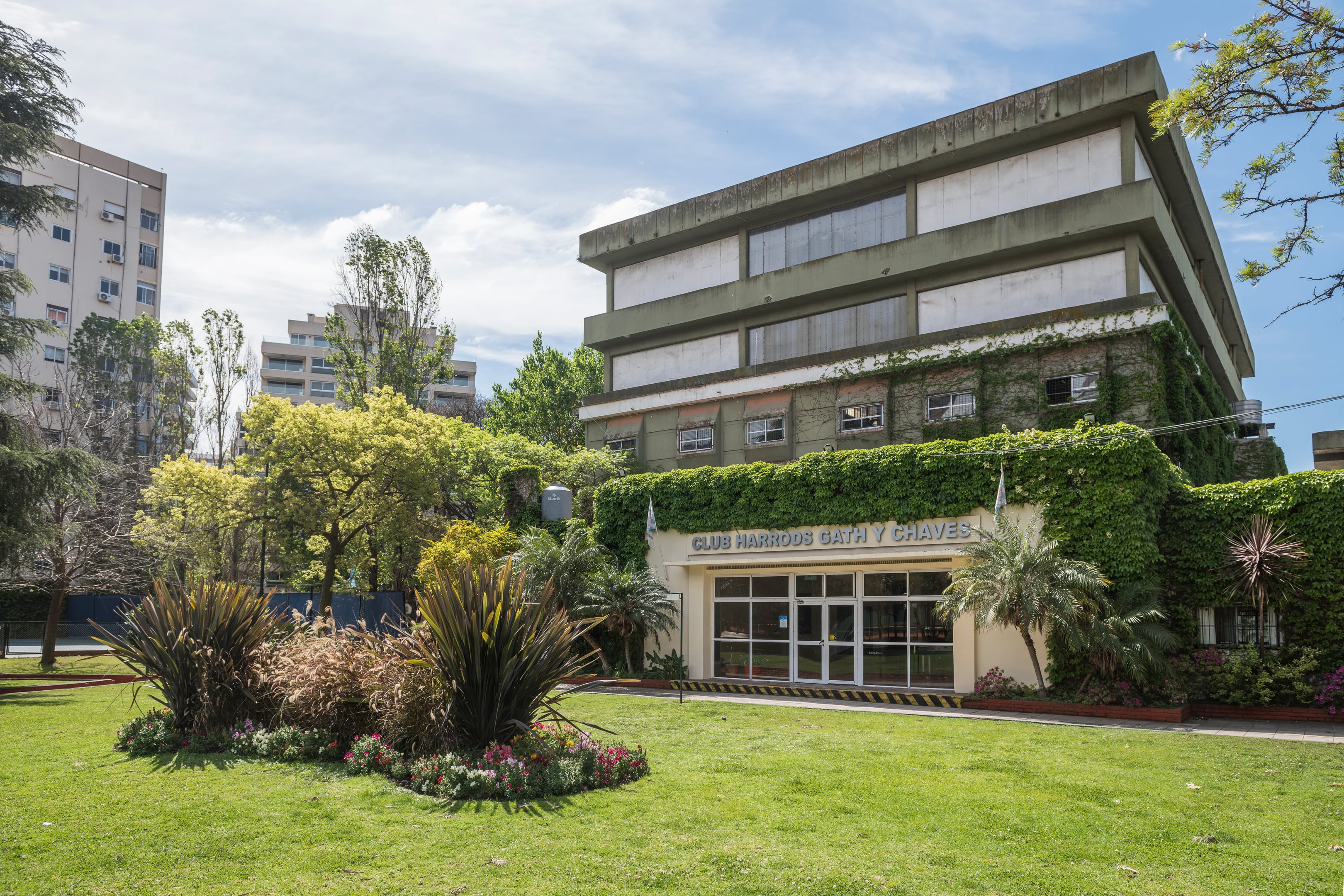 El club fue creado como un espacio para los empleados de las dos grandes tiendas comerciales de origen británico (Fuente: Harrods Gath & Chaves)