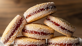 Alfajores de maíz con mermelada de naranja: la receta regional más fácil y económica