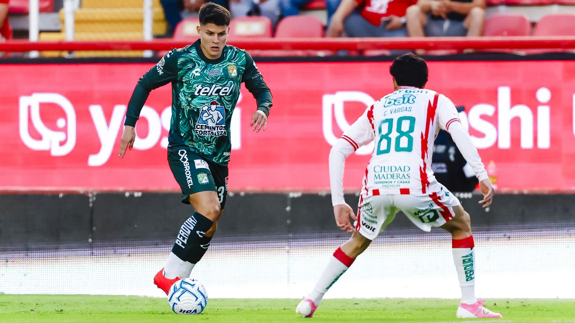 Necaxa vs León EN VIVO Jornada 4 del Apertura 2026 Liga MX: Daniel Arcila abre el marcador