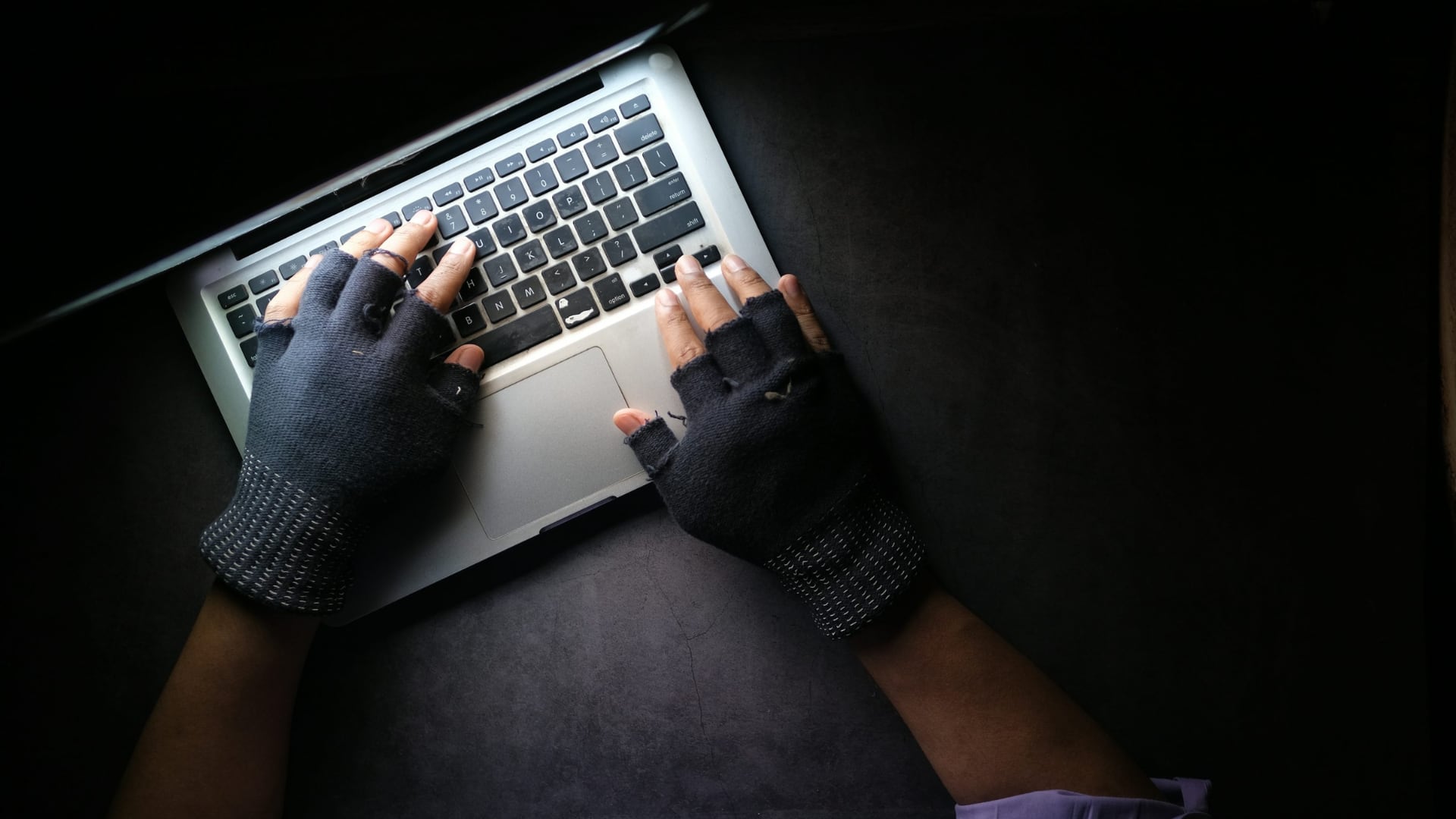 El sujeto almacenó imágenes de menores en 2025. (Unsplash)