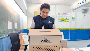 Comienza la votación para las elecciones generales de Perú