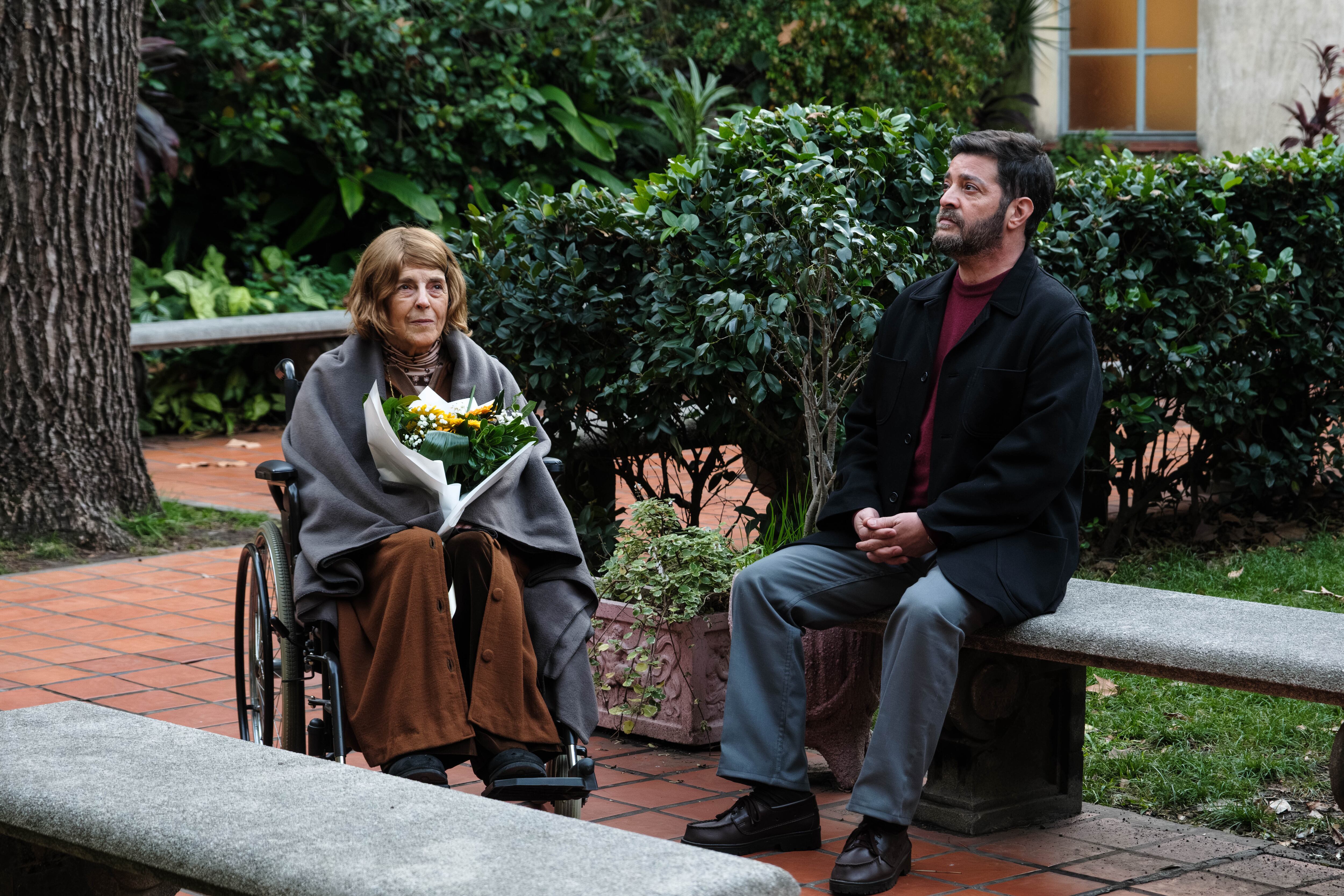 Cristina Banegas destaca en su papel al aportar matices de psicopatía al personaje principal, según el propio Rago