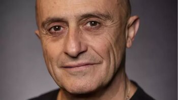 Pepe Viyuela deja la obra ‘Jardiel enamorado’ tras la denuncia contra Ramón Paso: “No tengo tripas para salir a escena”
