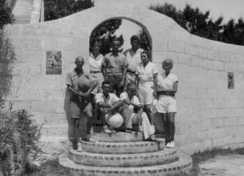 Científicos, ingenieros y técnicos unieron