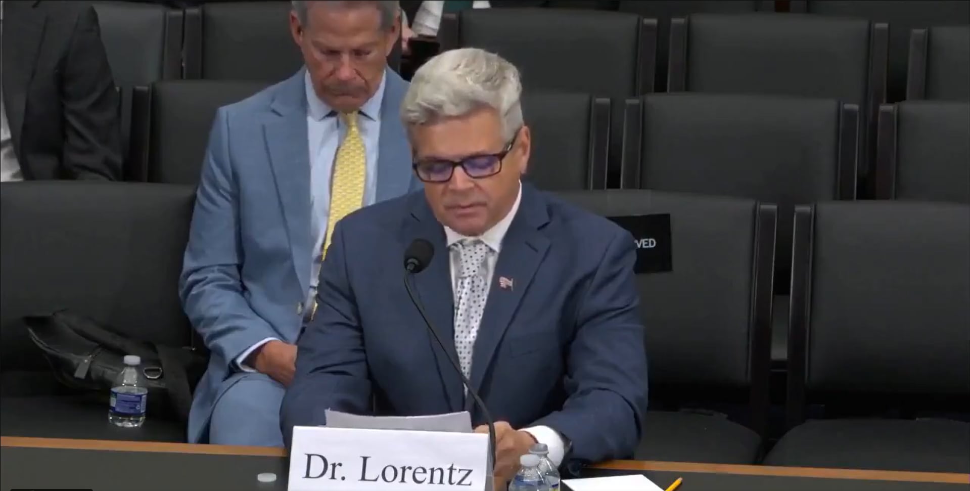 Los perfiles de Have My Baby in Miami afirmaban haber participado en el nacimiento de 2.000 bebés y difundían los servicios de Wladimir Lorentz en español y portugués (Captura de video)