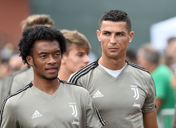 Cuadrado y Cristiano Ronaldo protagonizaron una tensa discusión en el vestuario, mientras perdian con el Porto en la Champions League - crédito Massimo Pinca/REUTERS