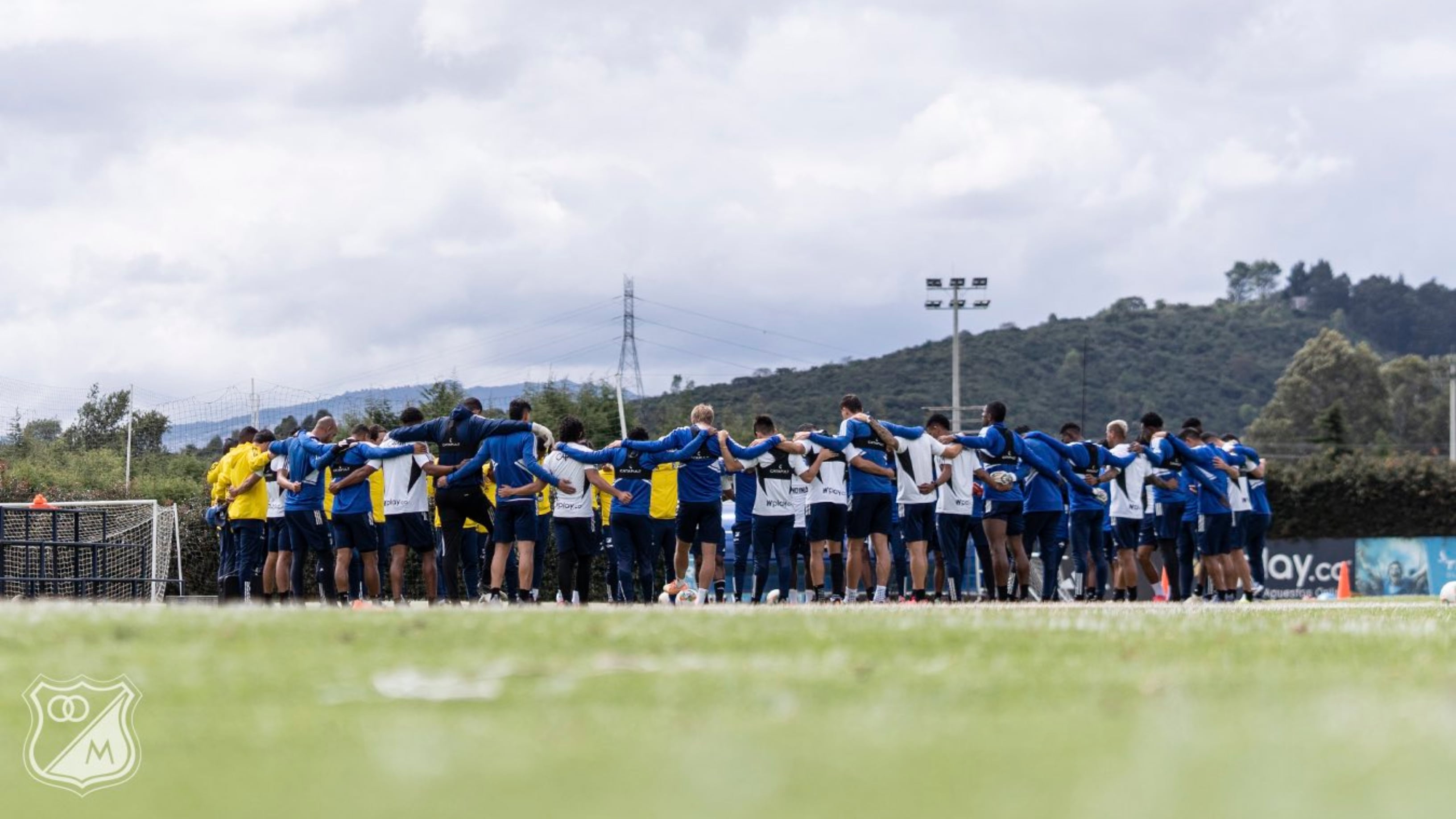 Uno de los cambios más recordados es el de Millonarios, que pasó de ser Club Deportivo Los Millonarios a Azul & Blanco Millonarios Fútbol Club S. A. - crédito Millonarios FC