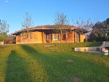 Além de substituir o