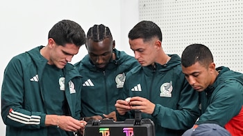 Cuánto valen los relojes que recibieron los jugadores de México tras vencer a Ecuador
