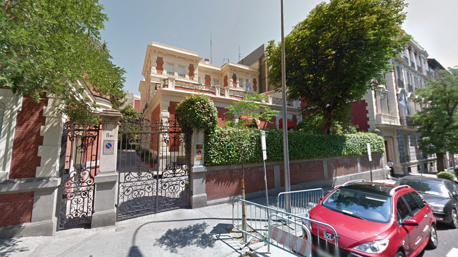 La Embajada en España