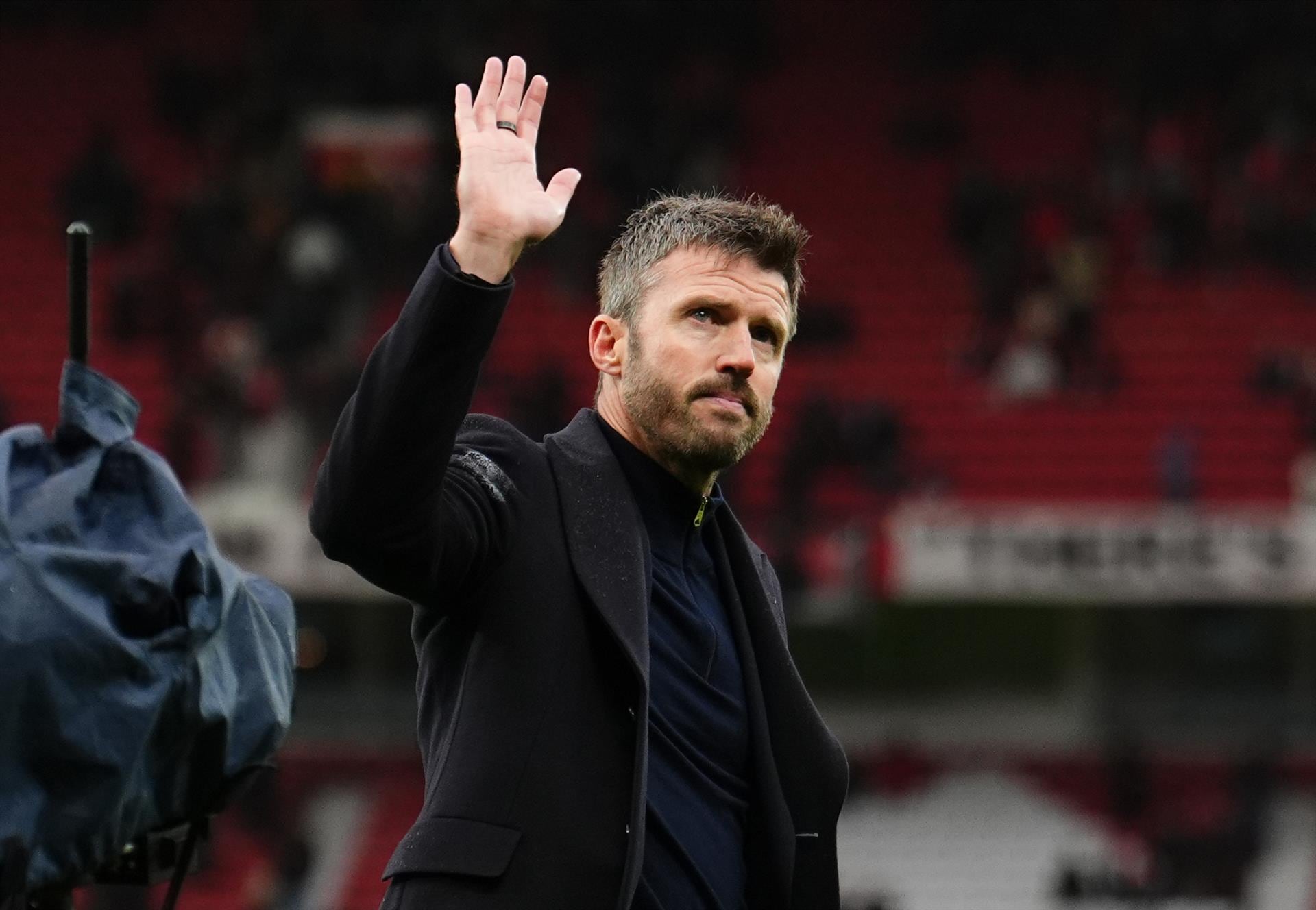 La directiva del Manchester United se reúne para analizar el futuro de Michael Carrick