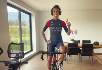 Egan Bernal Ineos Grenadiers
Foto