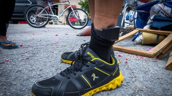 Paraguay usará tobilleras electrónicas para