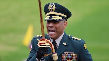 El general (r) Eduardo Zapateiro enfrenta una imputación de cargos por presunto acoso sexual durante su comando en el Ejército Nacional de Colombia - crédito Álvaro Tavera/Colprensa