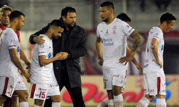 Huracán navega por la parte