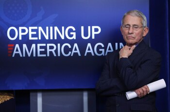 Anthony Fauci, el epidemiólogo de la Casa Blanca es también el principal comunicador del gobierno norteamericano sobre lo que se puede y no hacer en medio de la pandemia