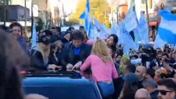 Caravana de Javier Milei en